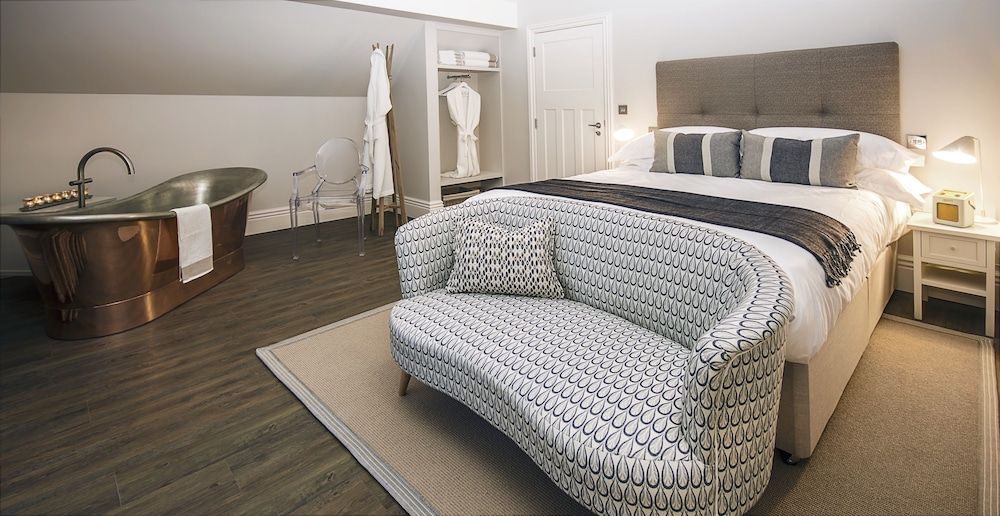 Brocco on the Park Suite, Garden View - The Dovecote 2