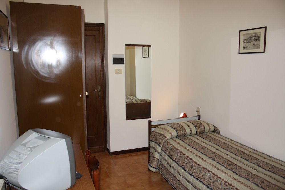 undefined Hotel Bodoni 3