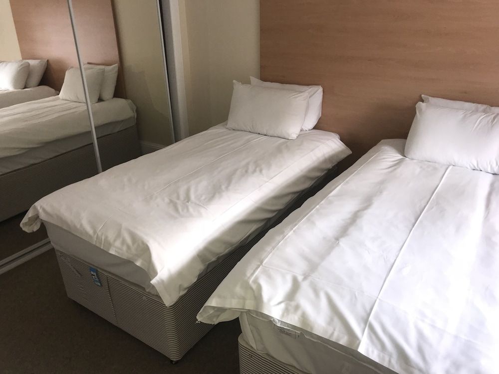 Smithyends Apartment Apartment, Private Bathroom 2