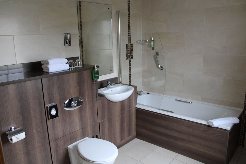 Standard Double or Twin Room, 1 King Bed