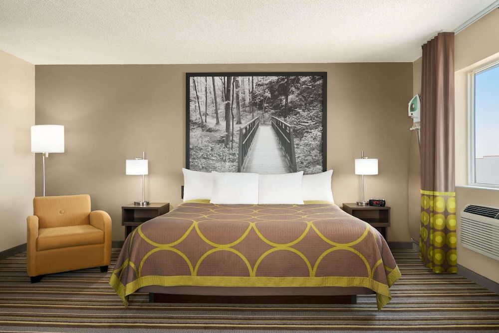 Standard Room, 1 King Bed
