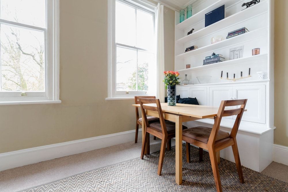 undefined Earls Court Apartments by BaseToGo 4