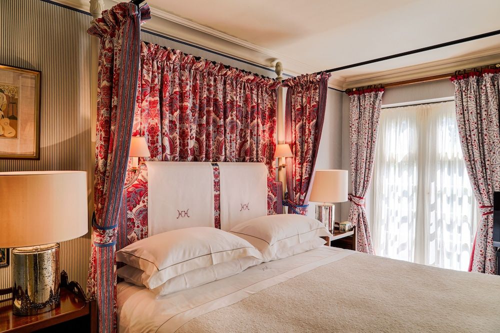 Hambleton Hall Master Room, Lake View