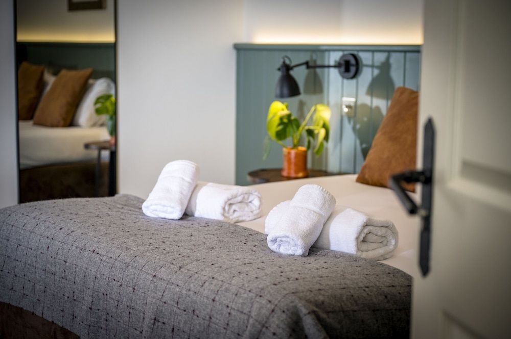 The Loch Ness Inn Double Room 11