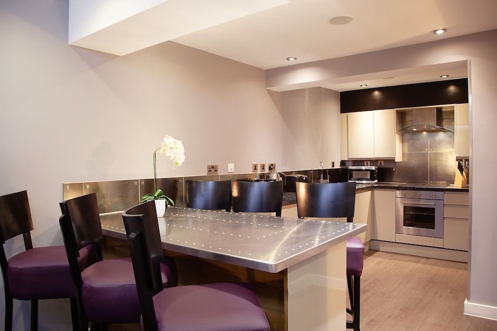 undefined EPIC Aparthotel - Campbell Street 6