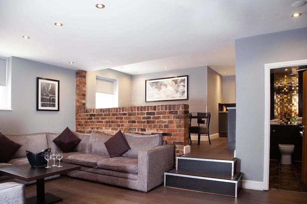 undefined EPIC Aparthotel - Campbell Street 4