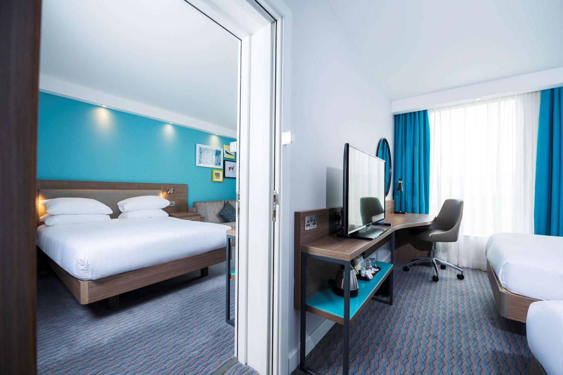 undefined Hampton by Hilton Belfast City Centre 3