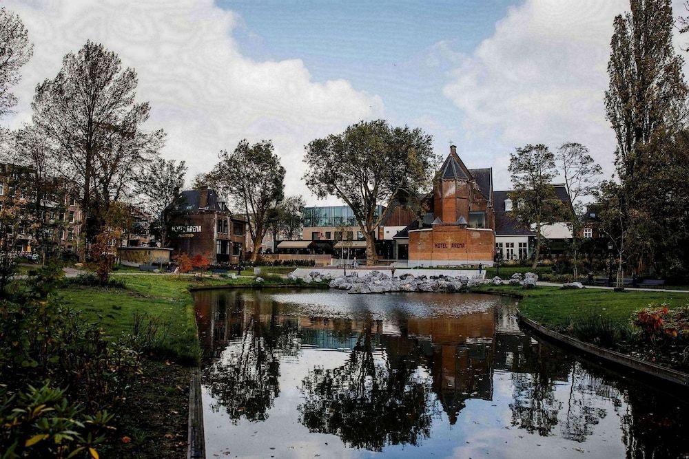 undefined Hotel Arena