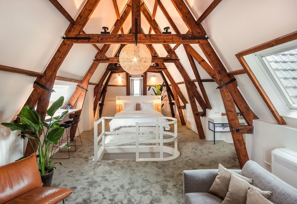 undefined Hotel Arena 8