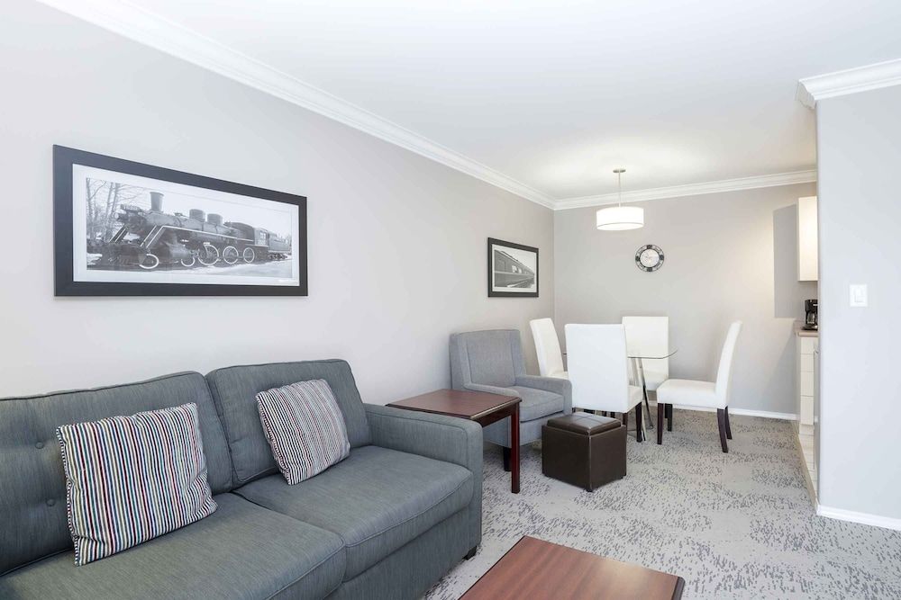 Sandman Hotel & Suites Prince George 2 Bedroom Suite, 1 King, 1 Queen, Sofa Bed, Kitchen 4