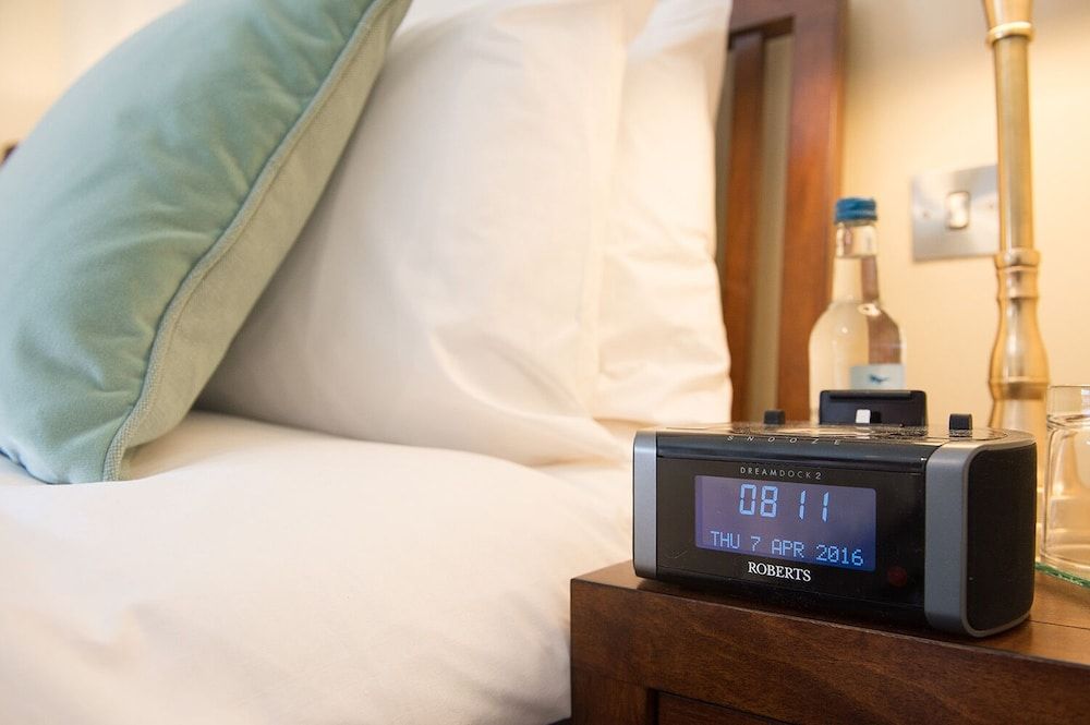 Darwin's Townhouse Double Room, Ensuite (Garden Room) 9