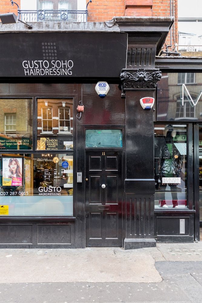 undefined Soho Apartments by BaseToGo