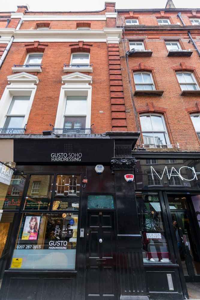 undefined Soho Apartments by BaseToGo 2