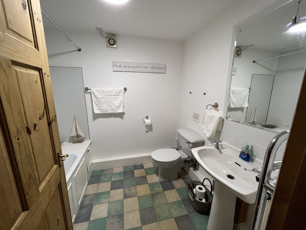 The Anchor Hotel Apartment, Ground Floor 12