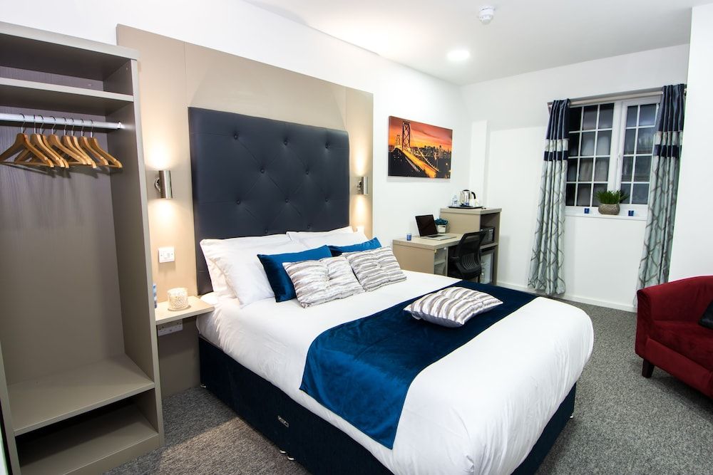 Abbey Hotel by Trivelles Double Room