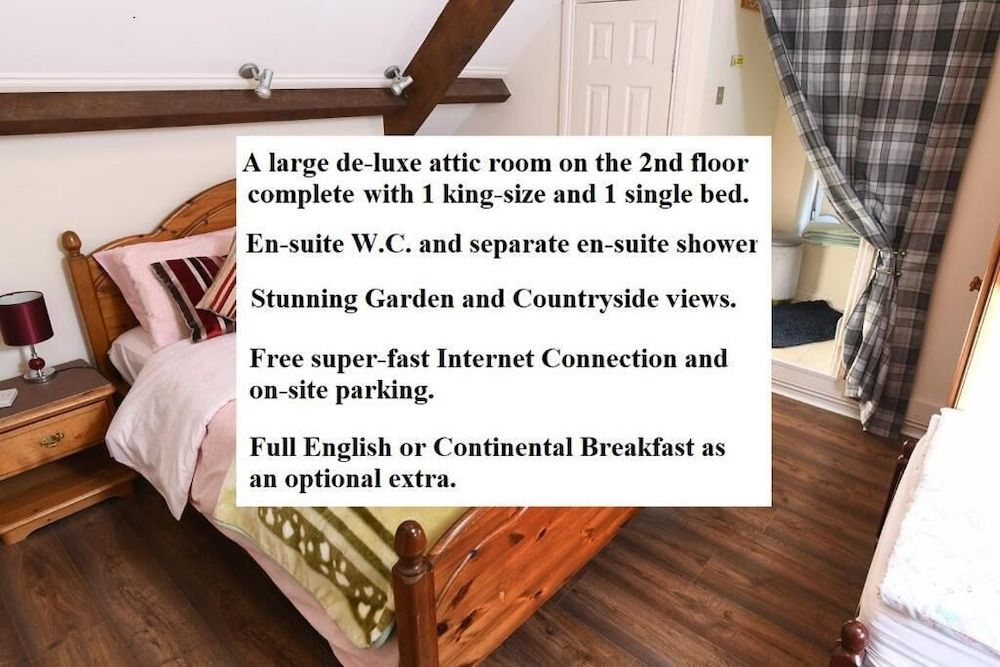 Cilbrwyn Countryside Retreat Deluxe Triple Room 4