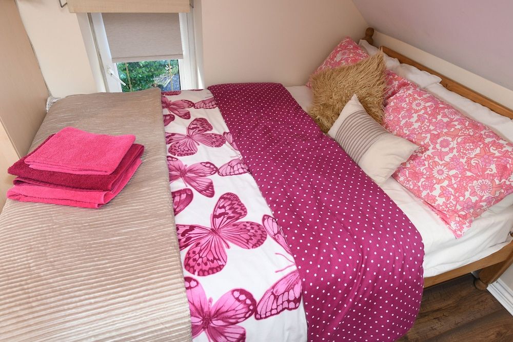 Cilbrwyn Countryside Retreat Economy Triple Room 4