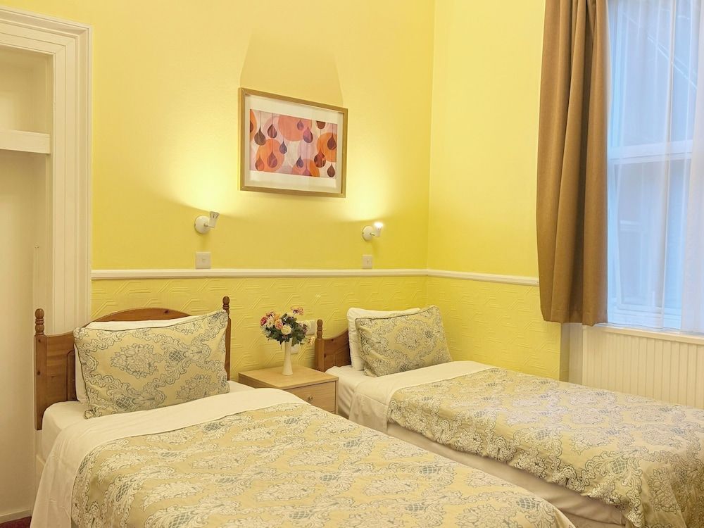 Europa House Hotel Standard Twin Room 5