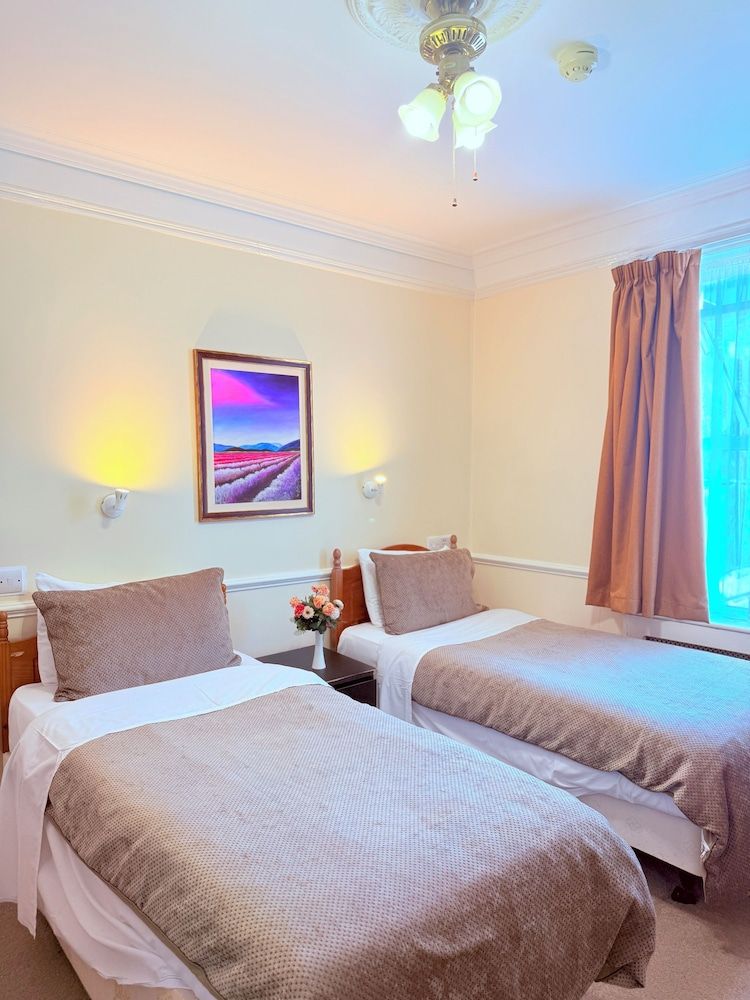 Europa House Hotel Standard Twin Room 18