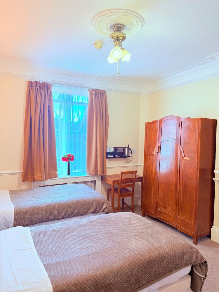 Europa House Hotel Standard Twin Room 16