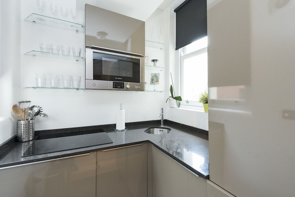 undefined St Paul's by Excel Apartments 6