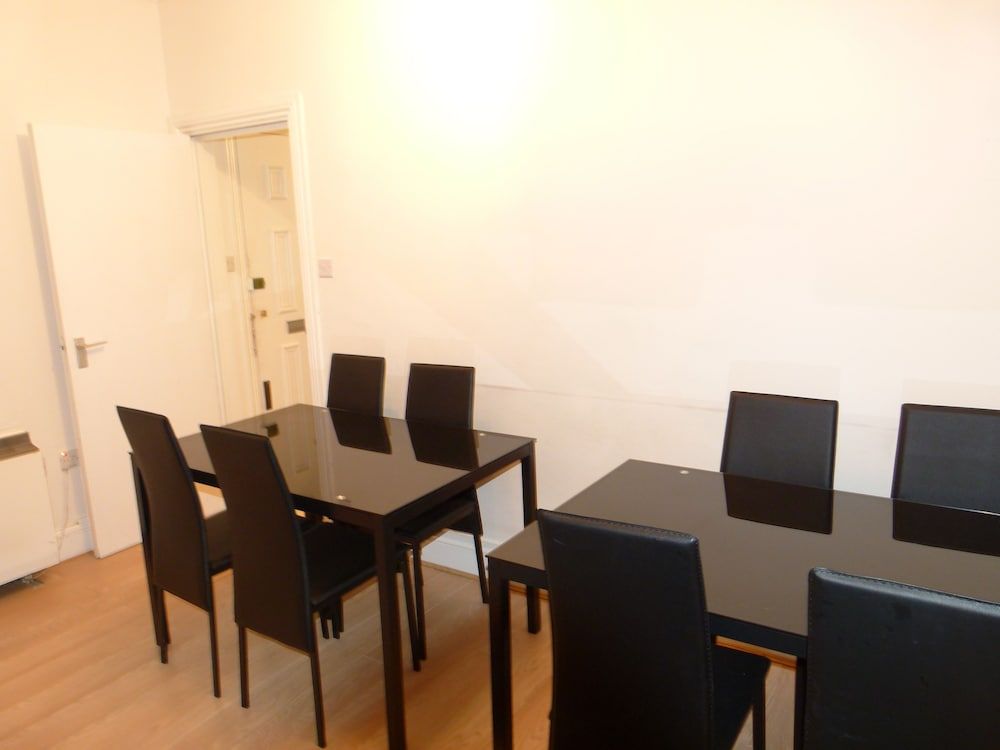 undefined SS Property Hub – Apartment Close to Hyde Park 2