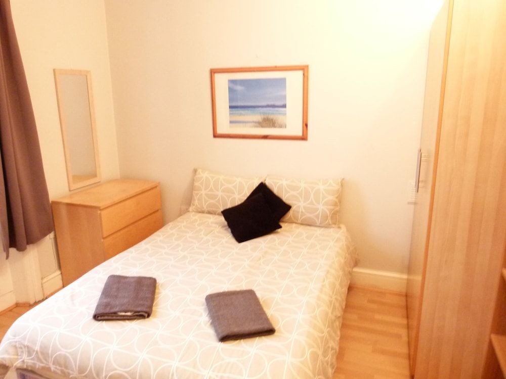 undefined SS Property Hub – Apartment Close to Hyde Park 9