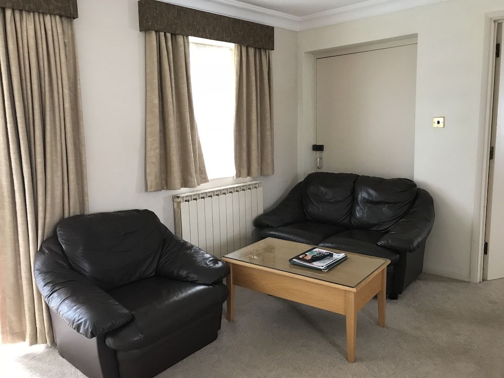 The Links Country Park Hotel Family Room 6