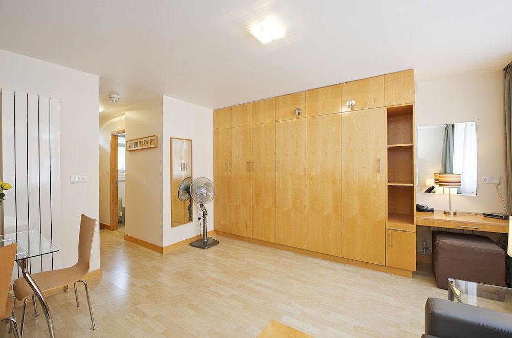 undefined Premium St Christophers Place 10