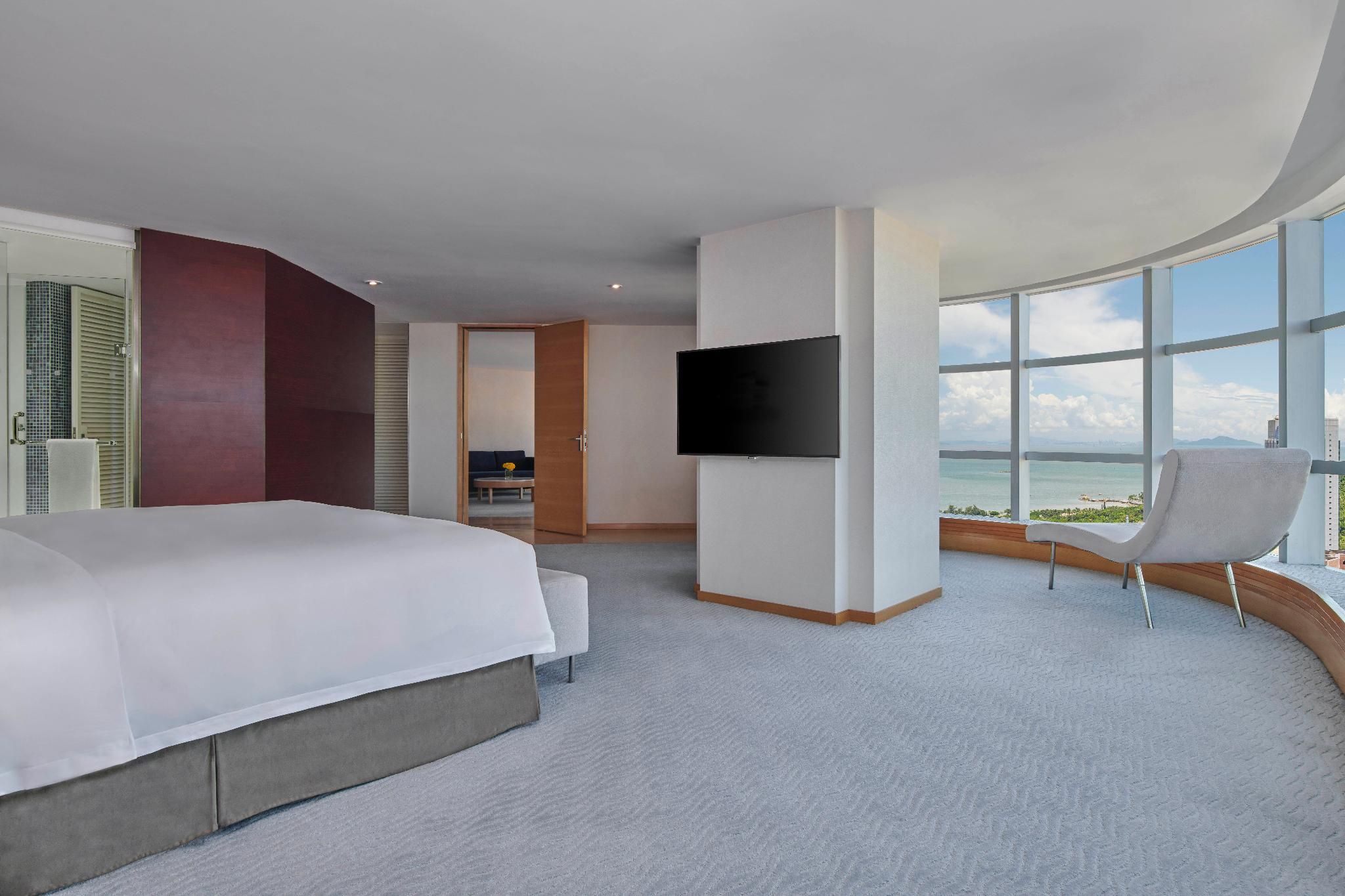 1 King Junior Suite Sea View Smoking