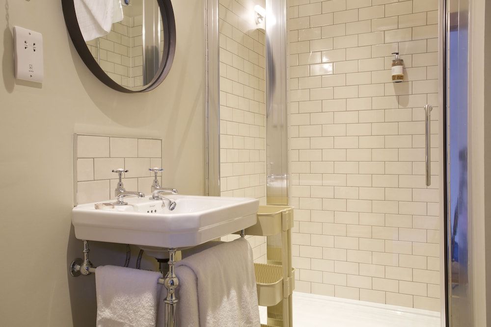 The Welldiggers Arms Classic Room 6