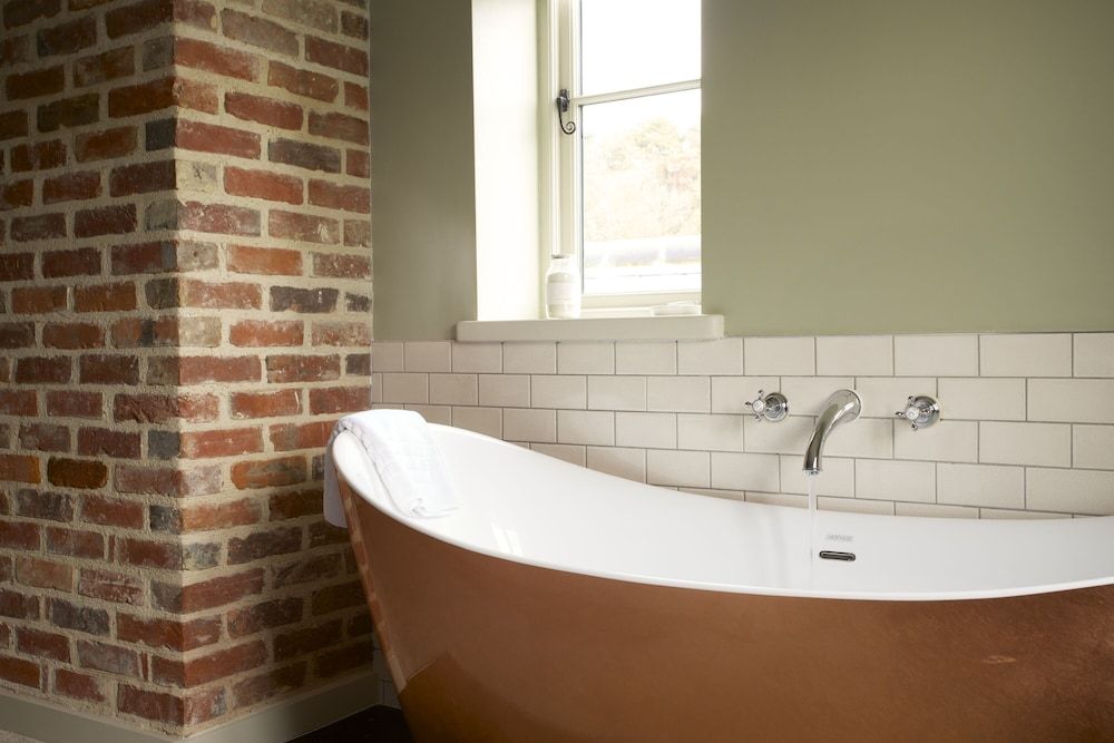 The Welldiggers Arms Luxury Room 3