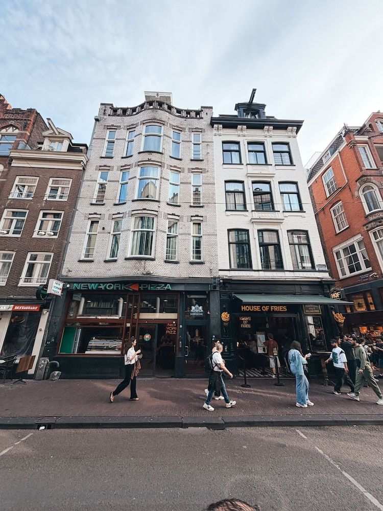 undefined Hotel Damsquare 3