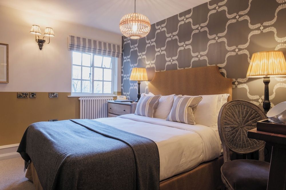 Manor House Hotel Cosy Double 2