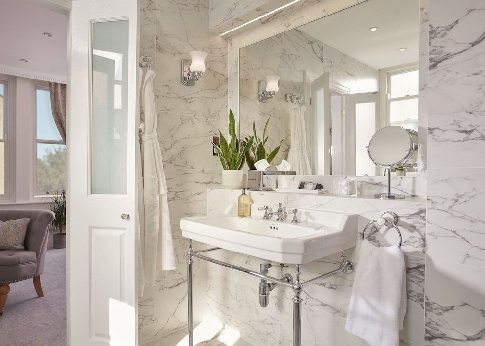 Bathen House Boutique Hotel Deluxe Double Room, Ensuite 2