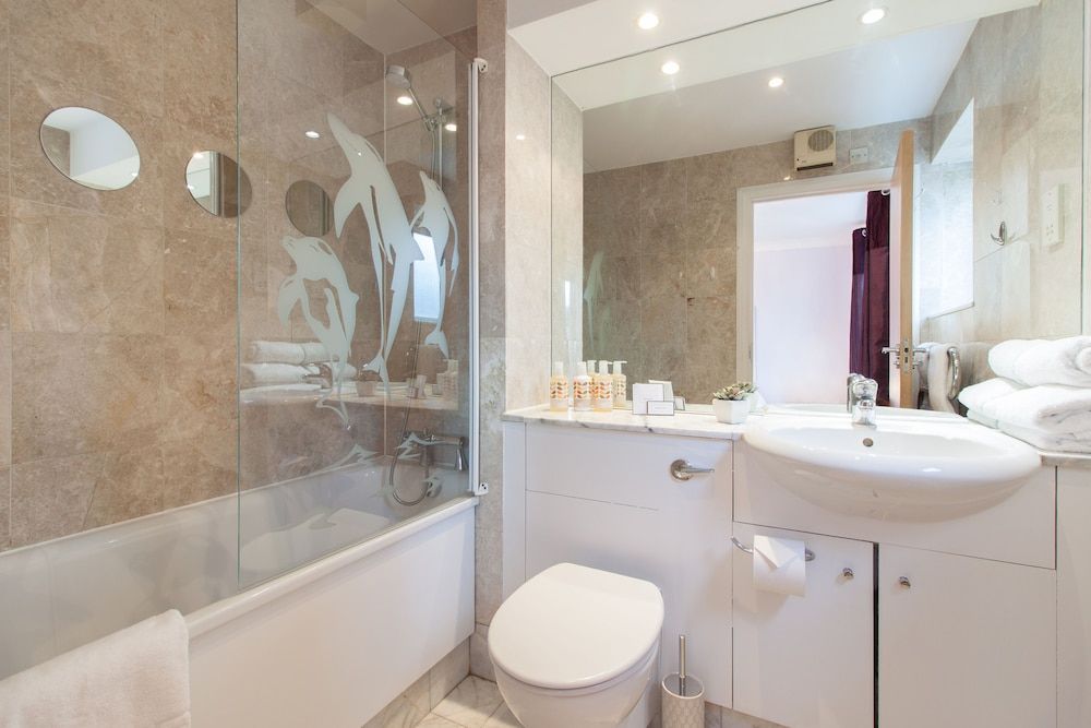 Canary Wharf Luxury River view apartment Exclusive Apartment, 2 Bedrooms, River View 20