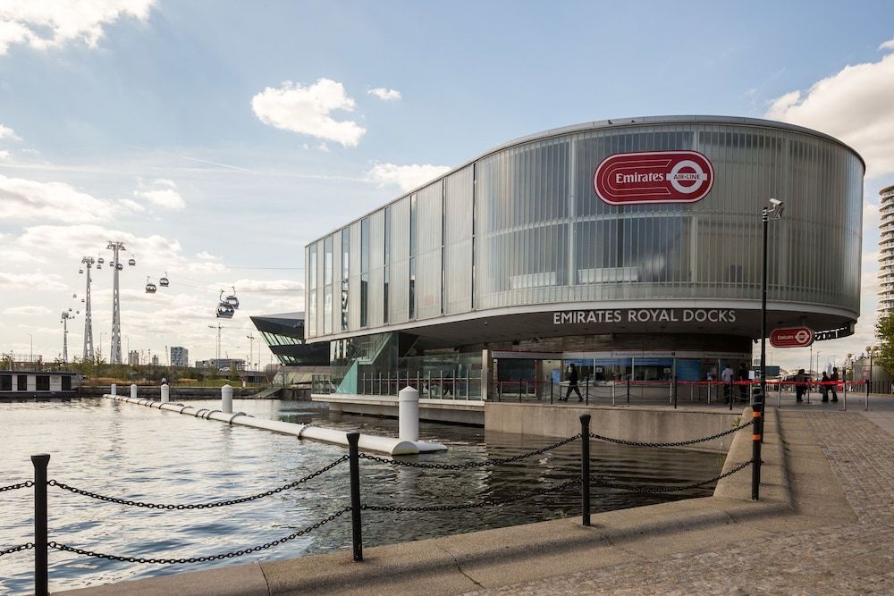 undefined Austin David Apartments - Stylish 3