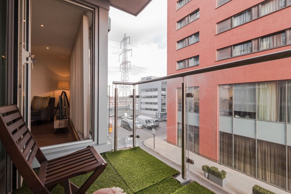 Austin David Apartments - Stylish Apartment, 2 Bedrooms 11