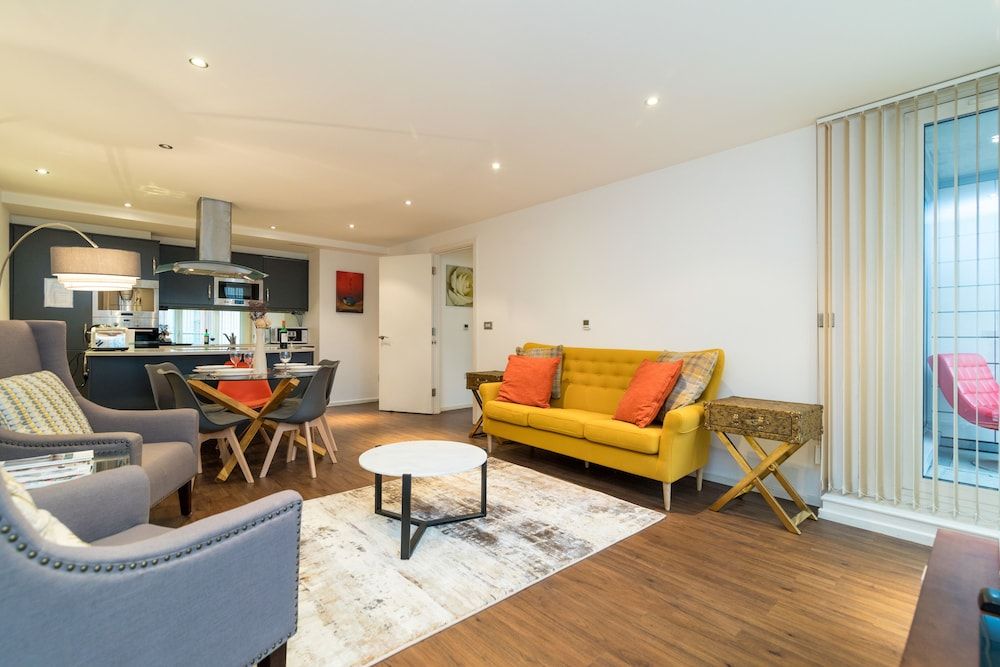 Austin David Apartments - Stylish Apartment, 2 Bedrooms 9