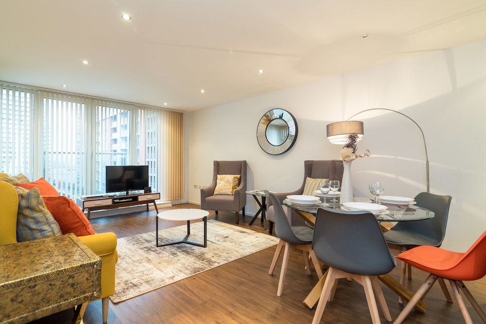 Austin David Apartments - Stylish Apartment, 2 Bedrooms 8