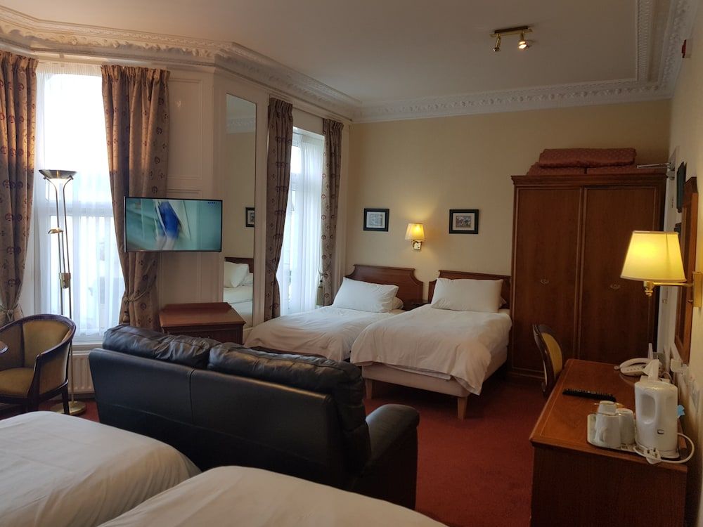 Welbeck Hotel & Restaurant Family Room 3