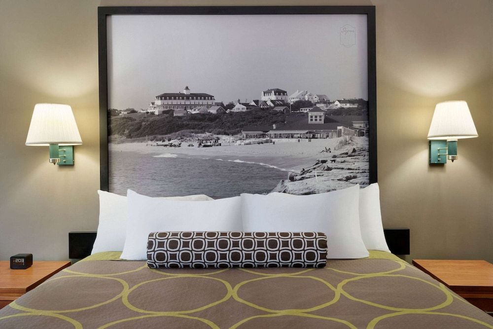 Room, 1 King Bed, Non Smoking