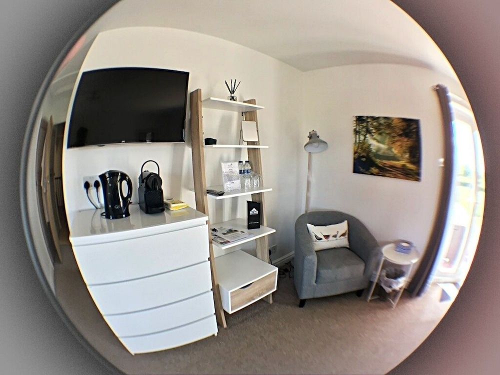 The Moorhead Bed & Breakfast Executive Double Room, 1 King Bed, Balcony, Garden View 9