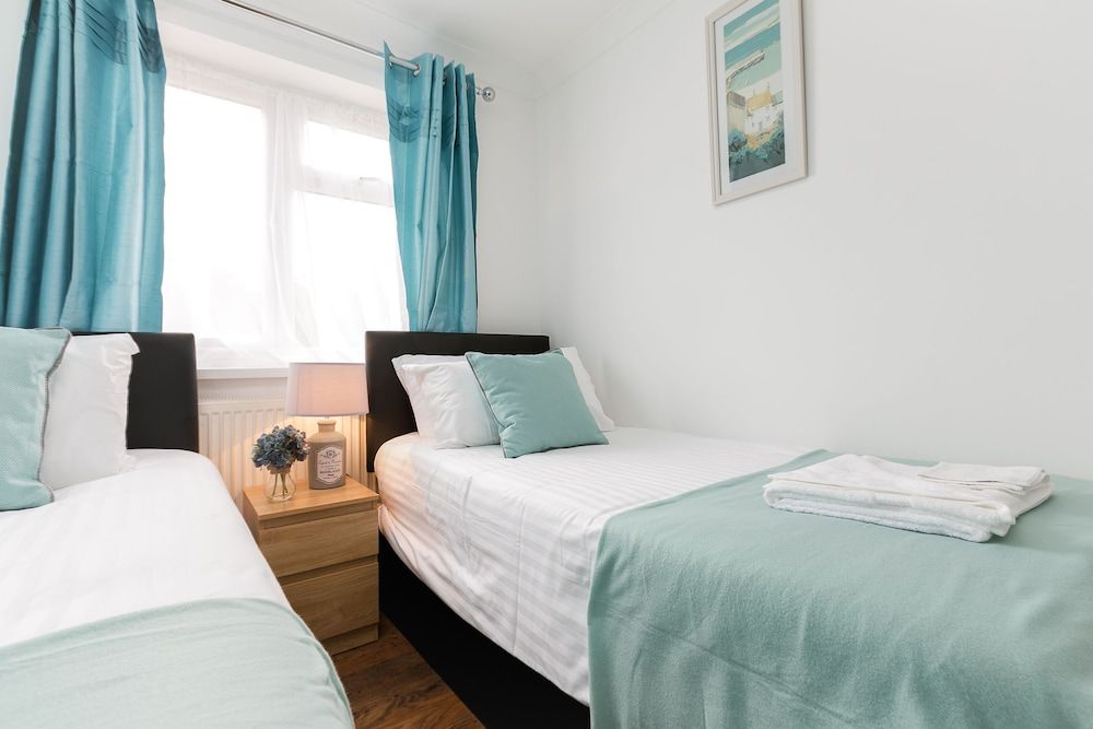 undefined Skyvillion Northern House 7