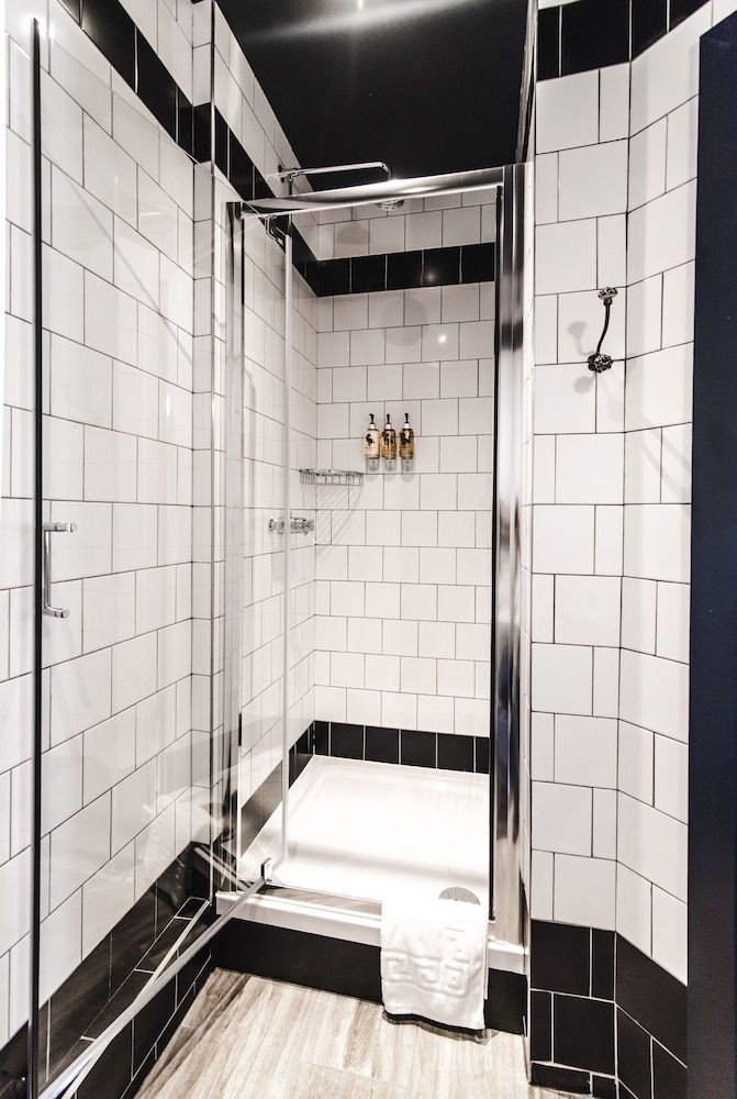 The Waterman Double Room 5