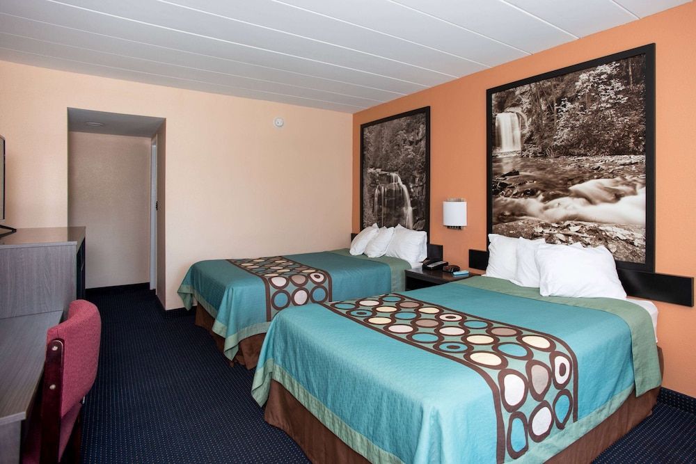 Double Room, 2 Double Beds