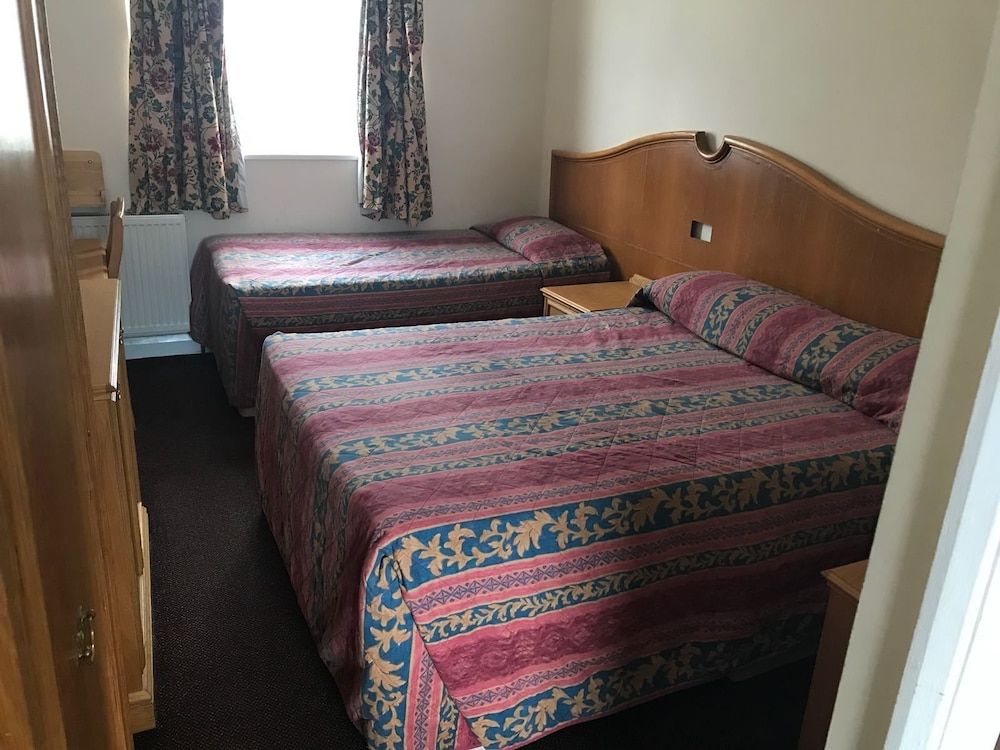 undefined Shalimar Hotel 8