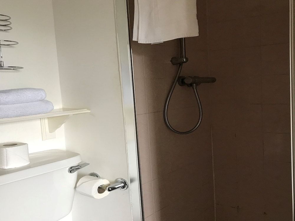 The Old Coach House Hotel Standard Double Room, Ensuite 7