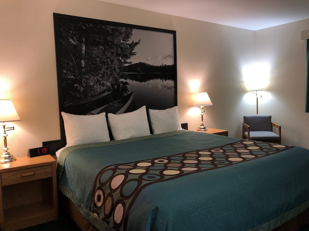 Suite, 1 King Bed, Non Smoking