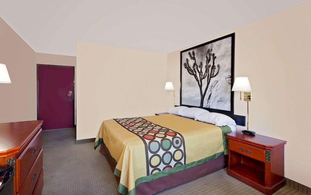 Standard Room, 1 Queen Bed, Non Smoking